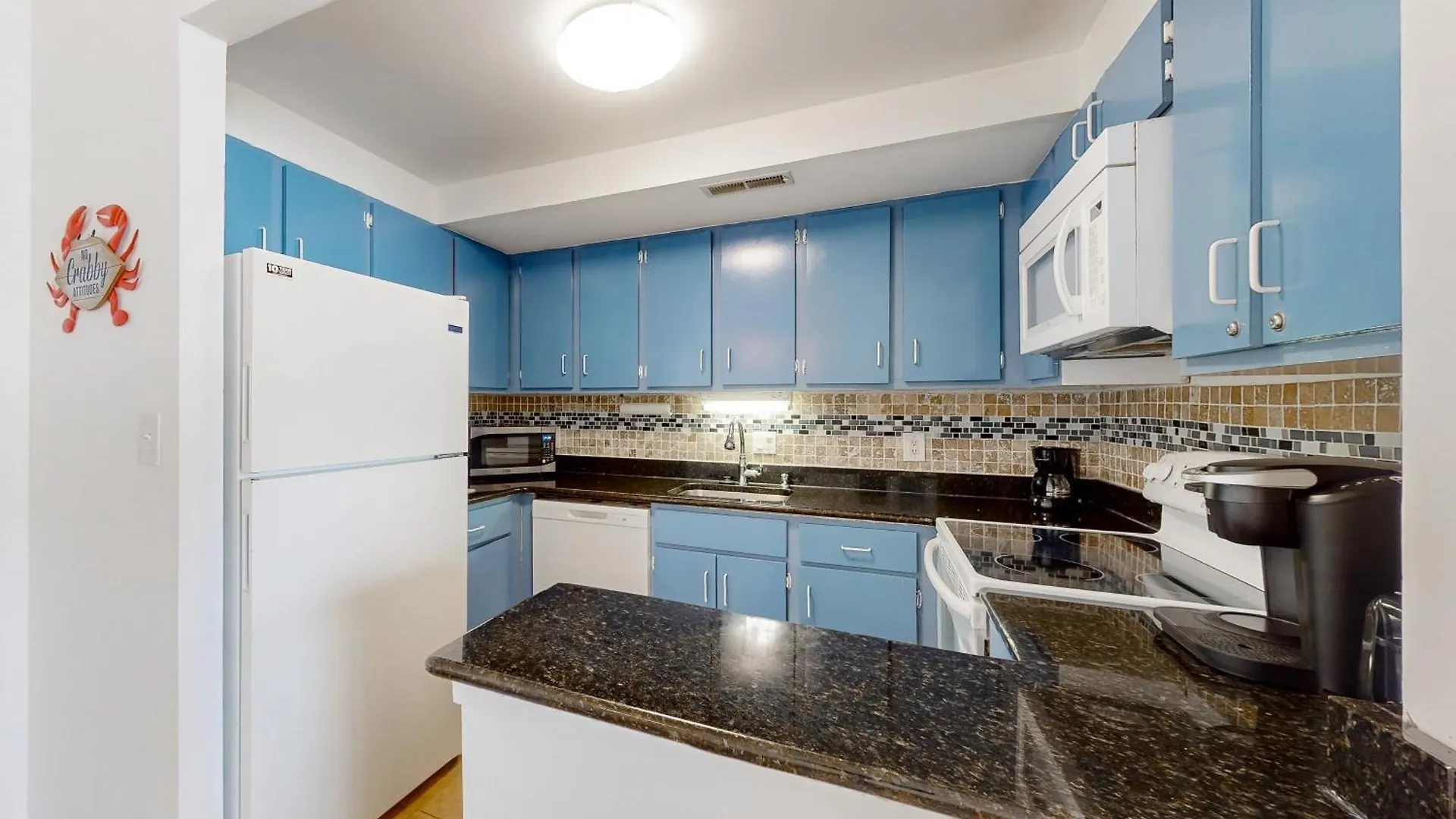 Golden Sands 1708 Apartment *