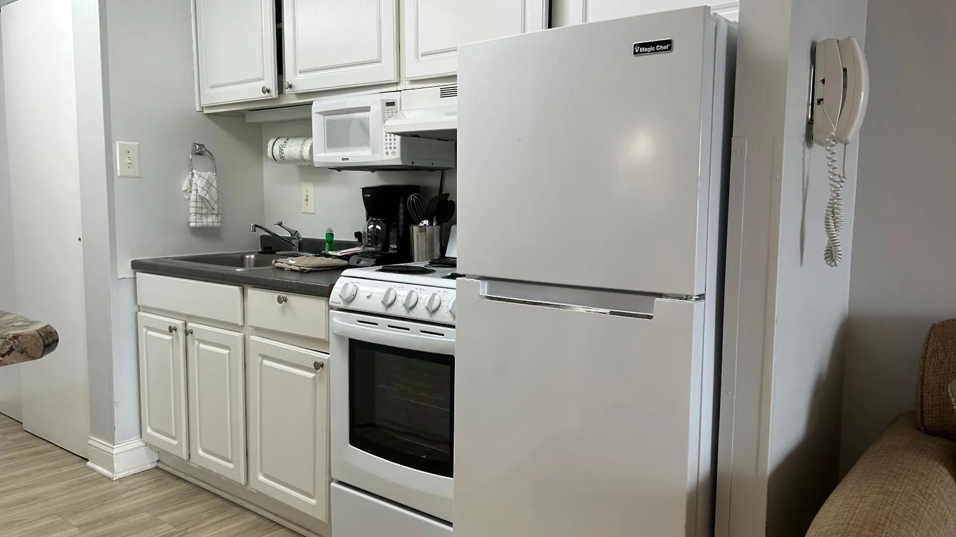 Apartment 504 Direct Oceanfront With Balcony, White Marlin Open, Pool-parking-gym-kitchenette