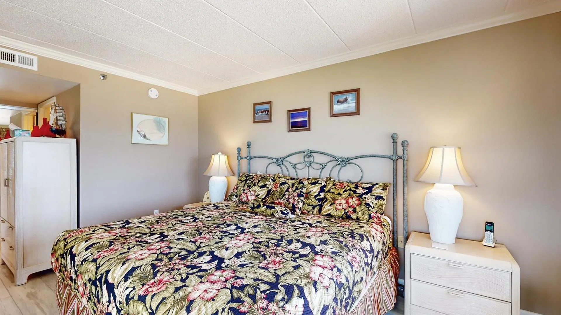 Waikiki Apartment Ocean City