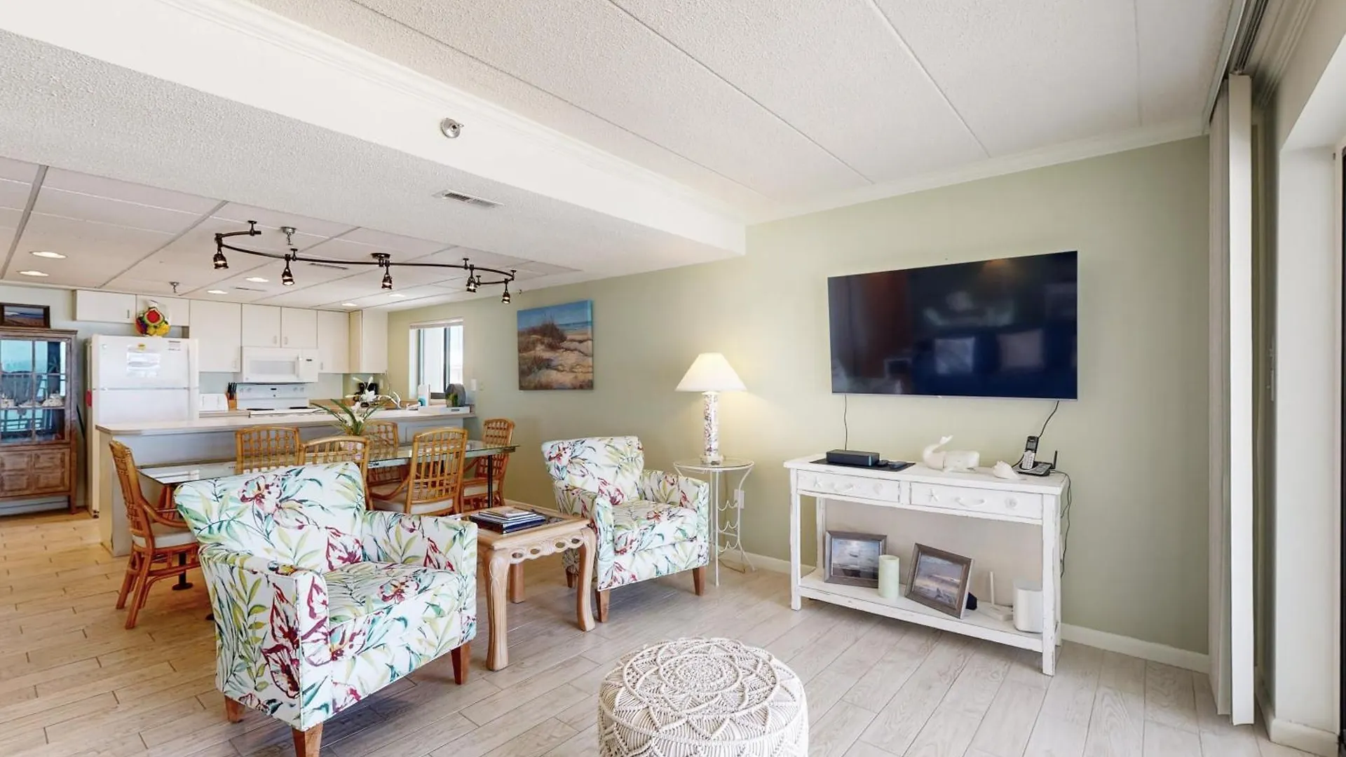 Waikiki Apartment *