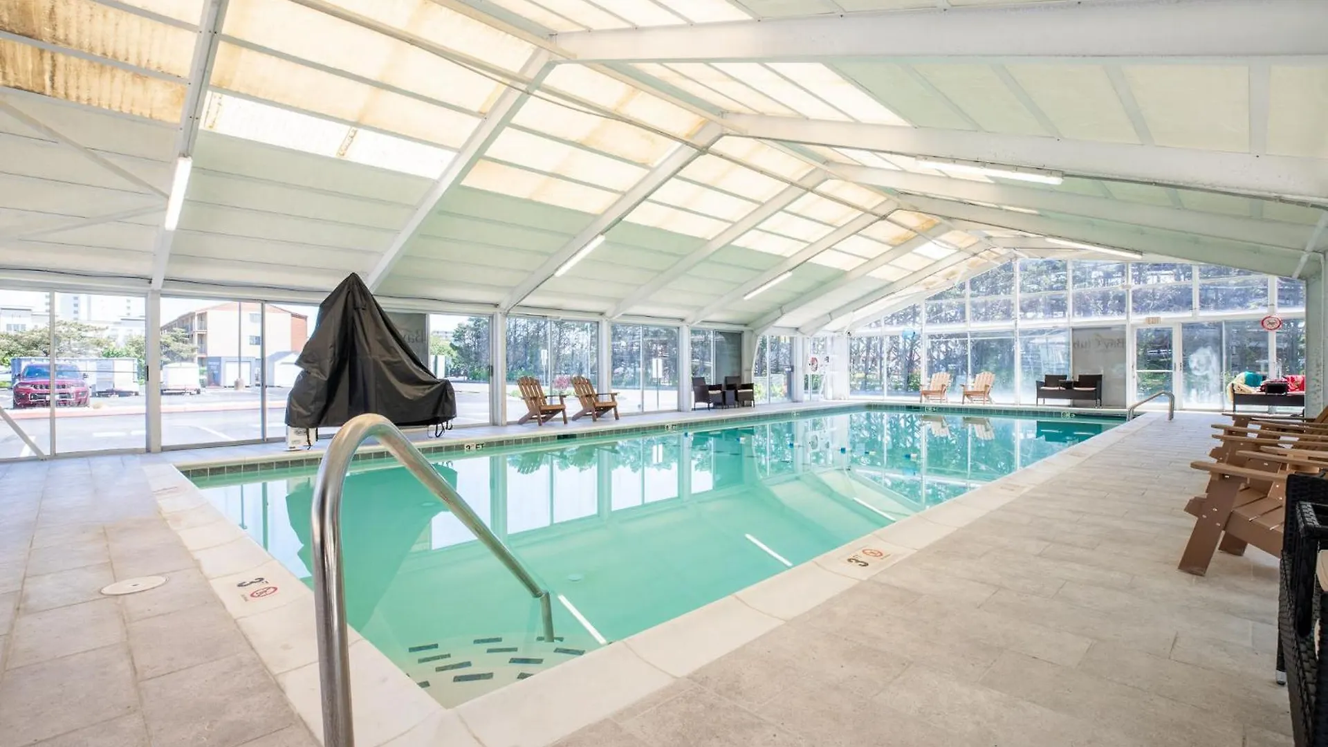 Bay Club Aparthotel