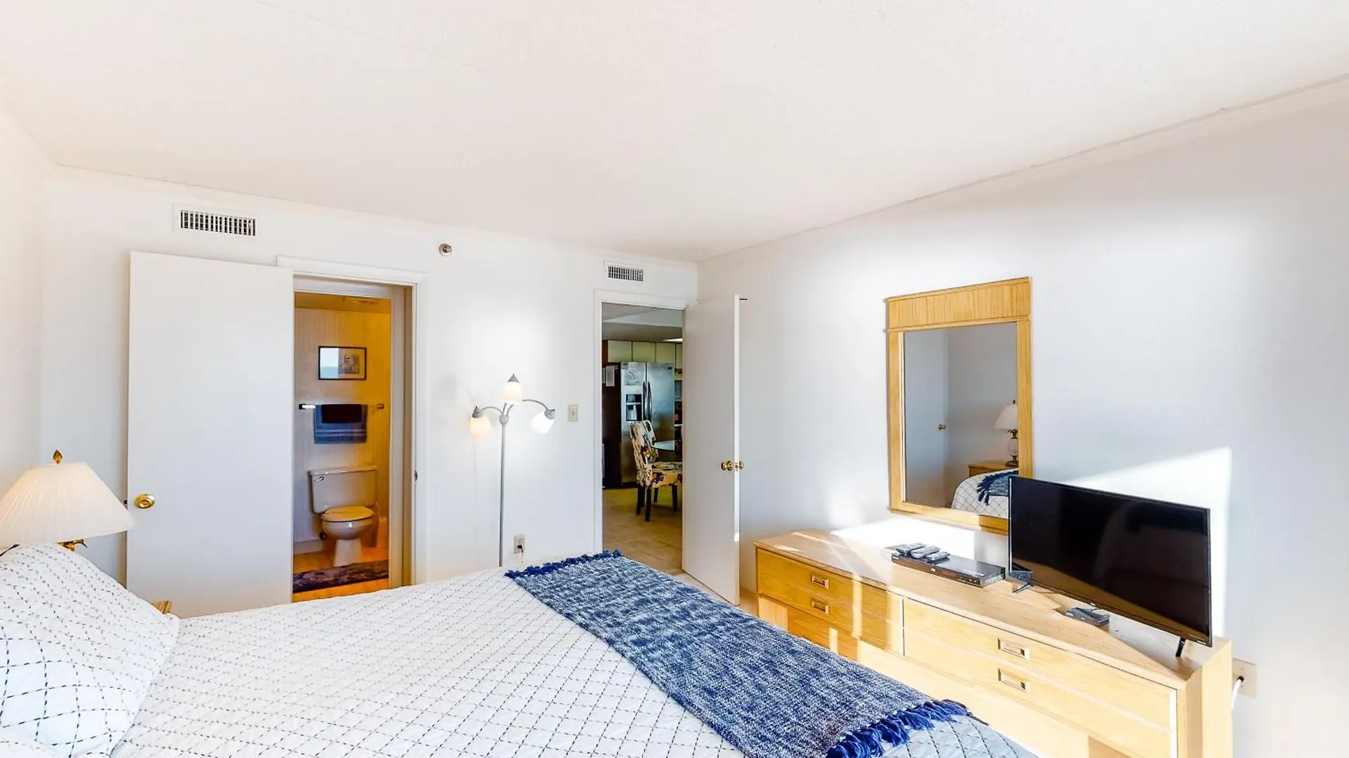 Summer Iv Hotel