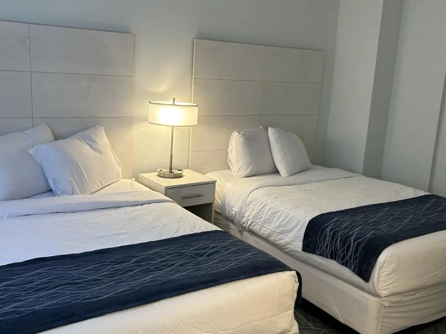 The Admiral Hotel/motel 2*