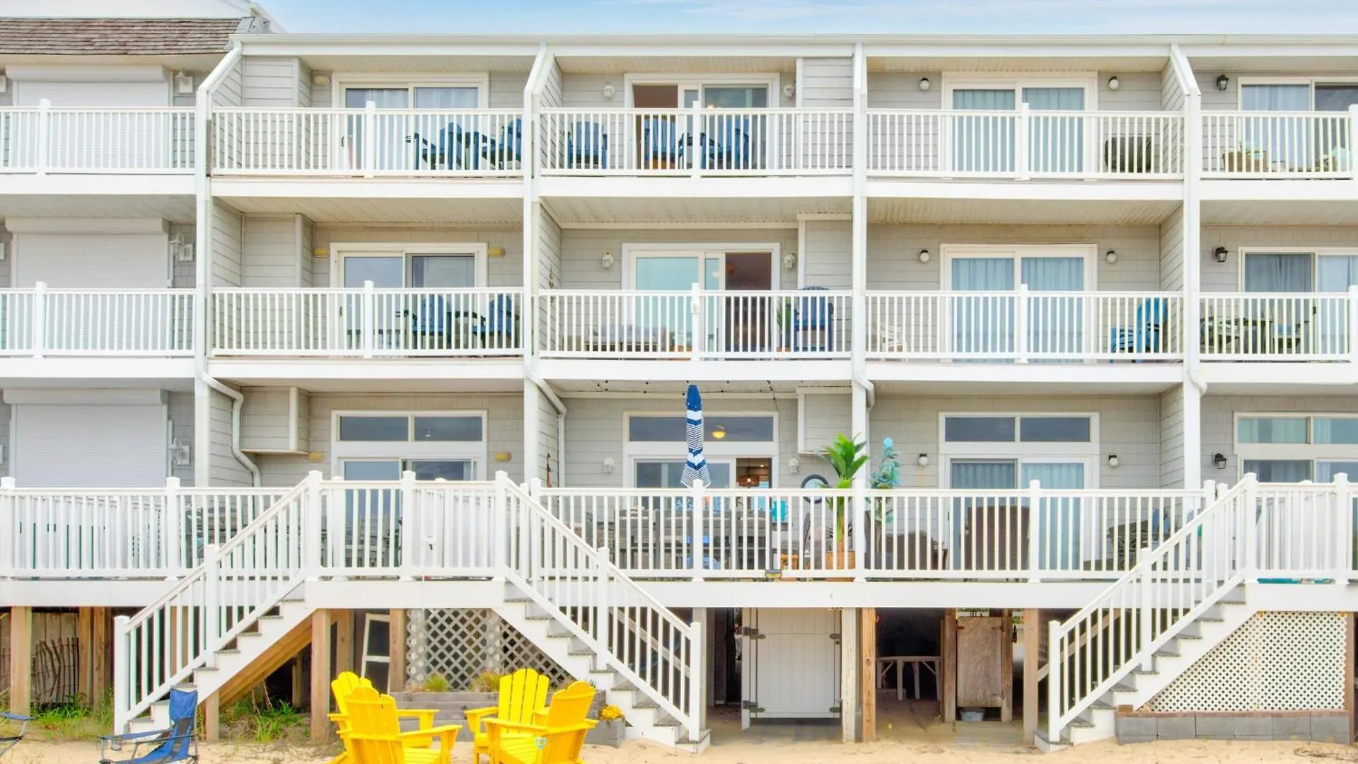 Дом отдыха New Oceanfront 4br 4ba Sleeps 20 With Game