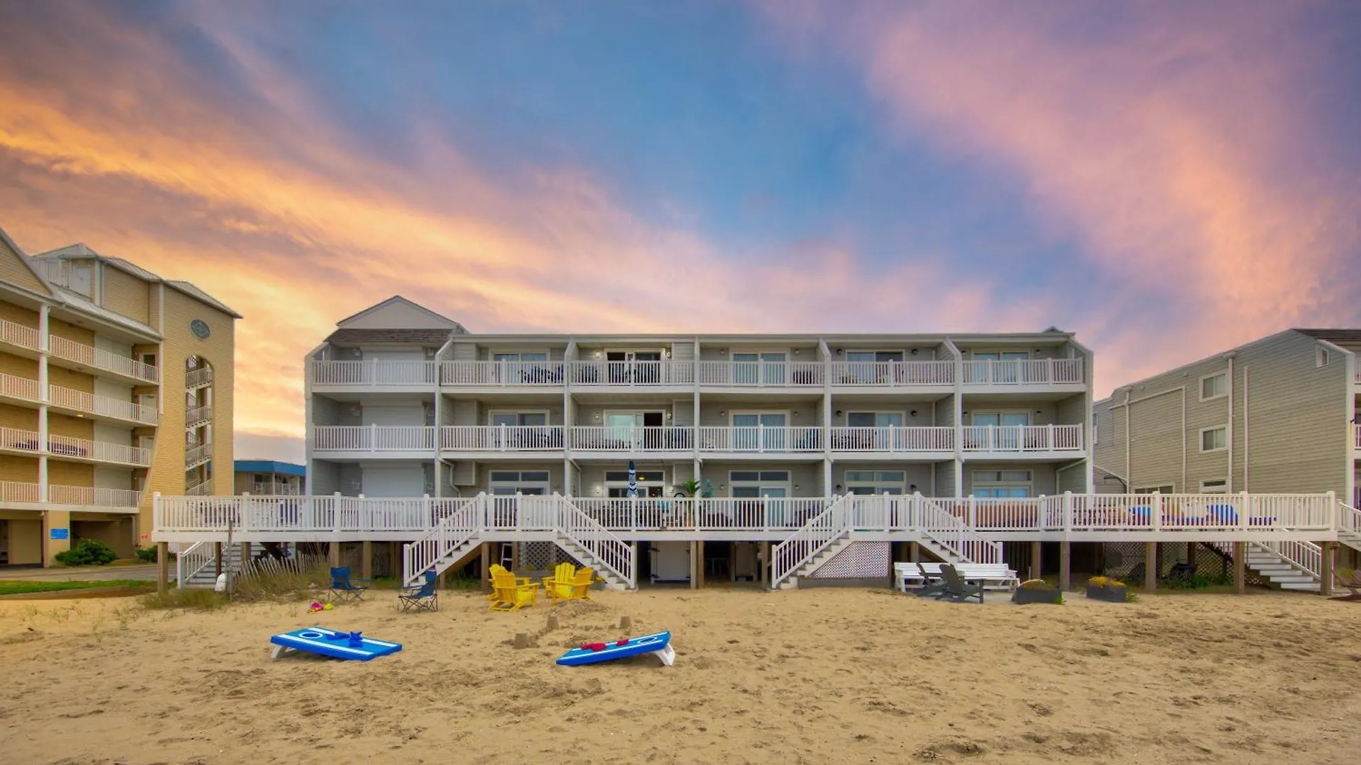Дом отдыха New Oceanfront 4br 4ba Sleeps 20 With Game *
