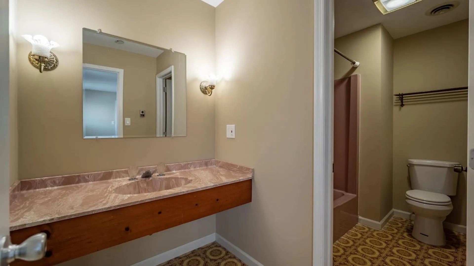 Ochg Lankford Oceanfront Penthouse