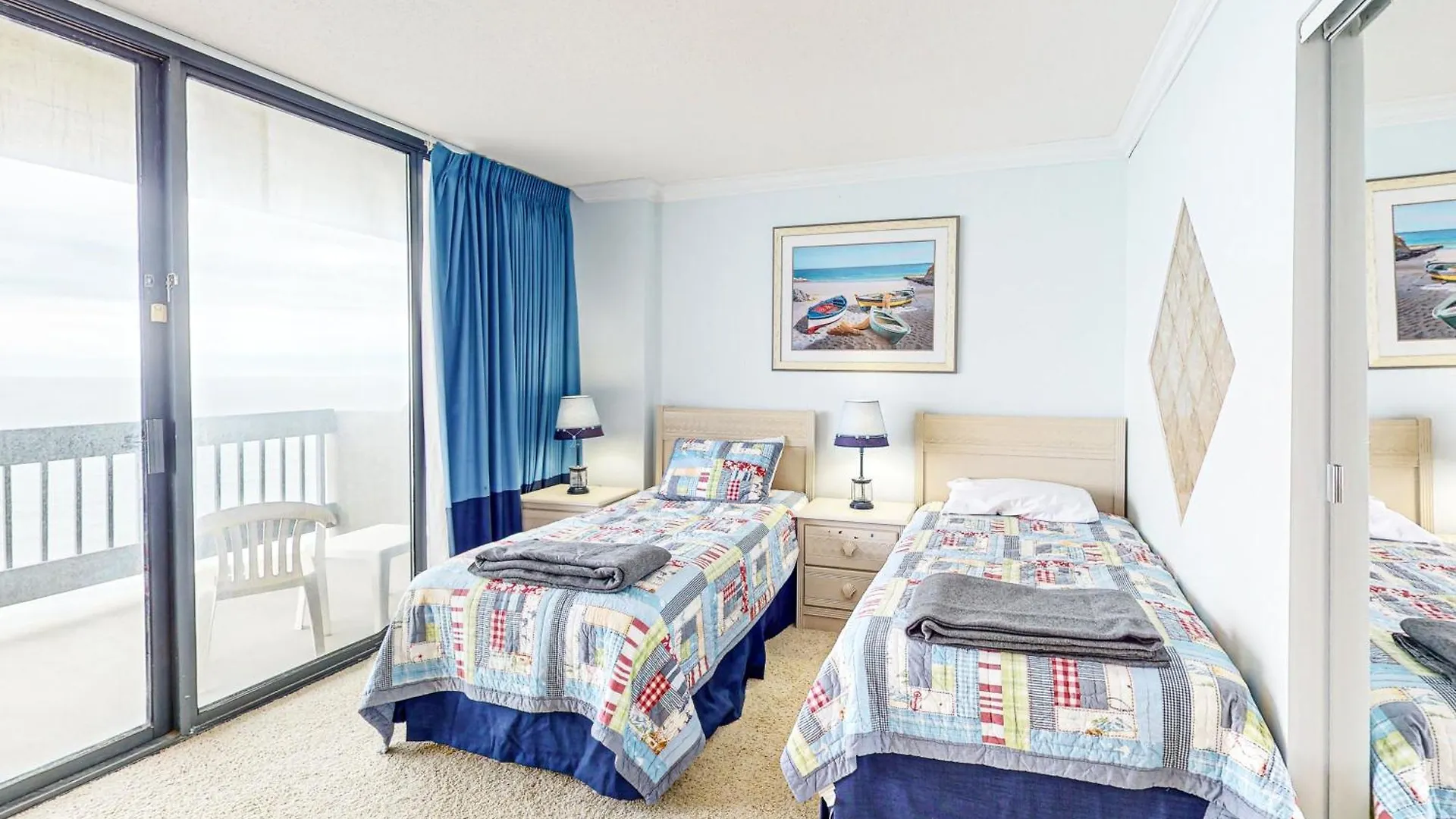 Apartment Century I 1618 *