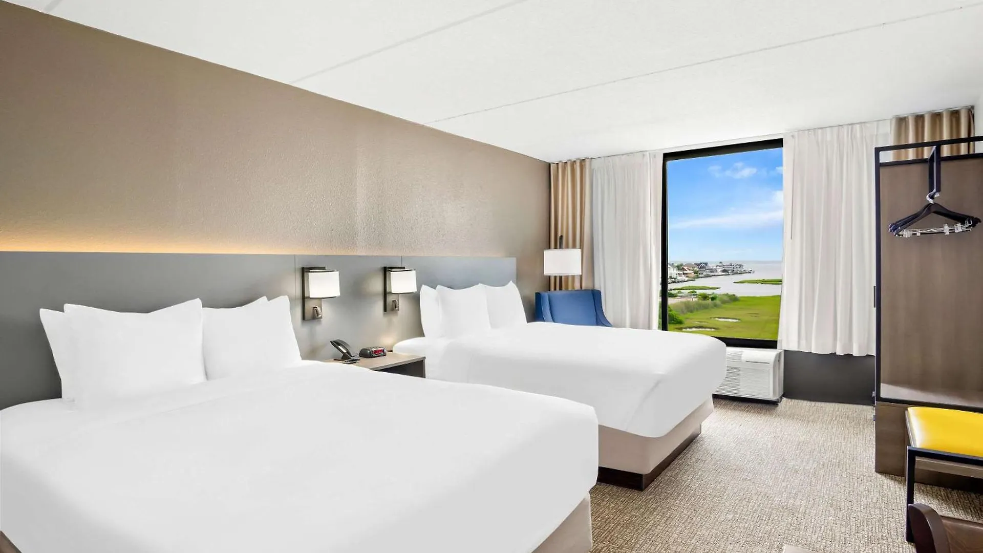 Comfort Gold Coast Inn 2*