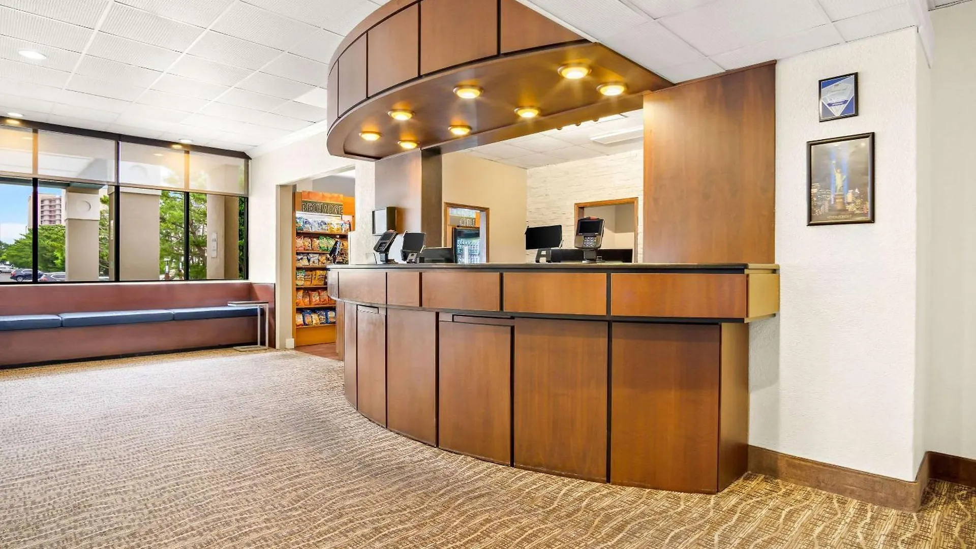 Inn Comfort Gold Coast 2*
