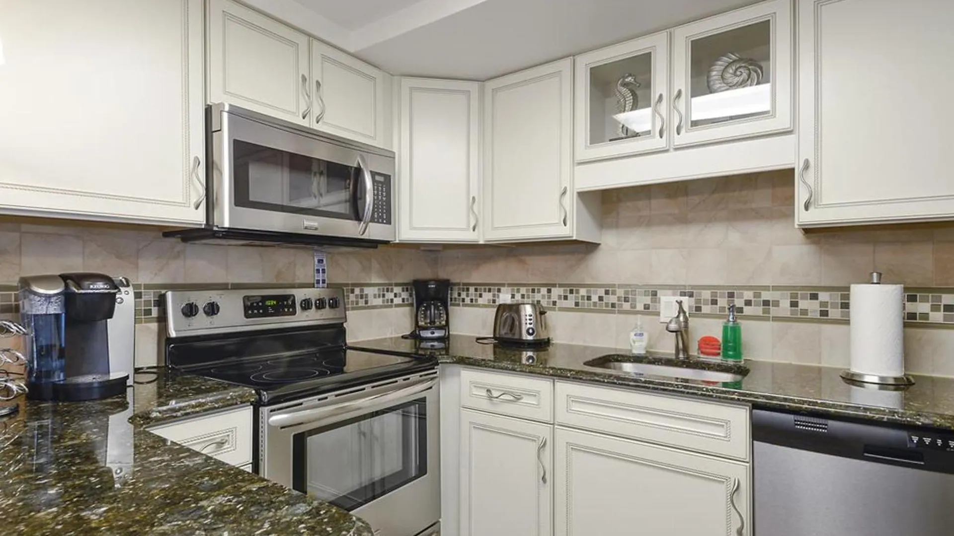 Holiday home Golden Sands *