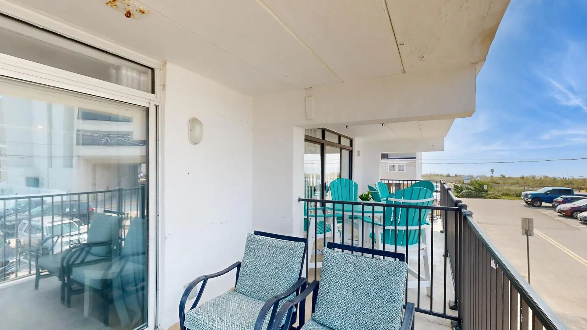 Coral Beauty Apartment