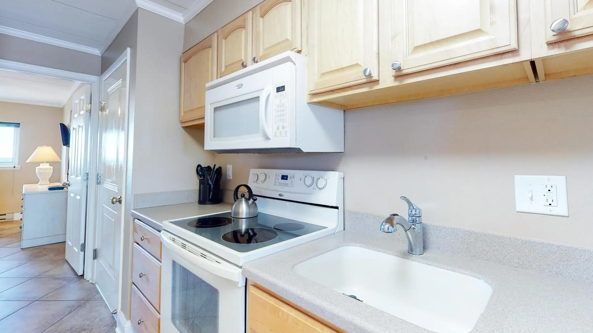 Apartment Worcester House 505 *
