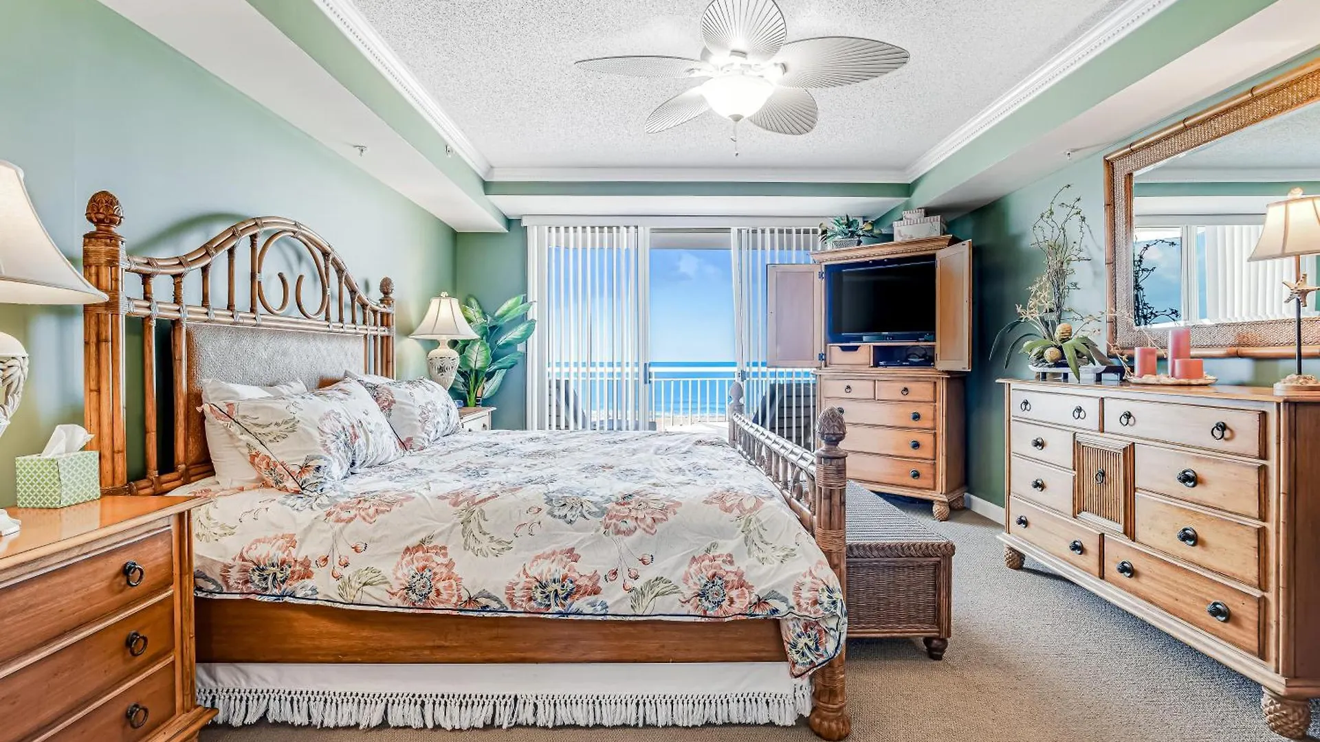 Oceans Mist 401 Apartment *