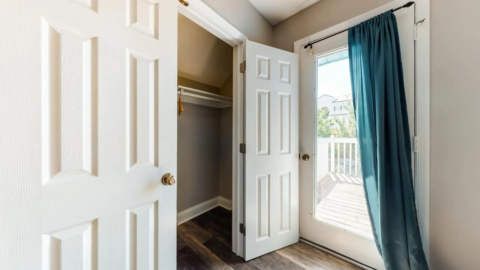 La Vista Bay 112 On 75th St Upper And Lower Combo Apartment Ocean City