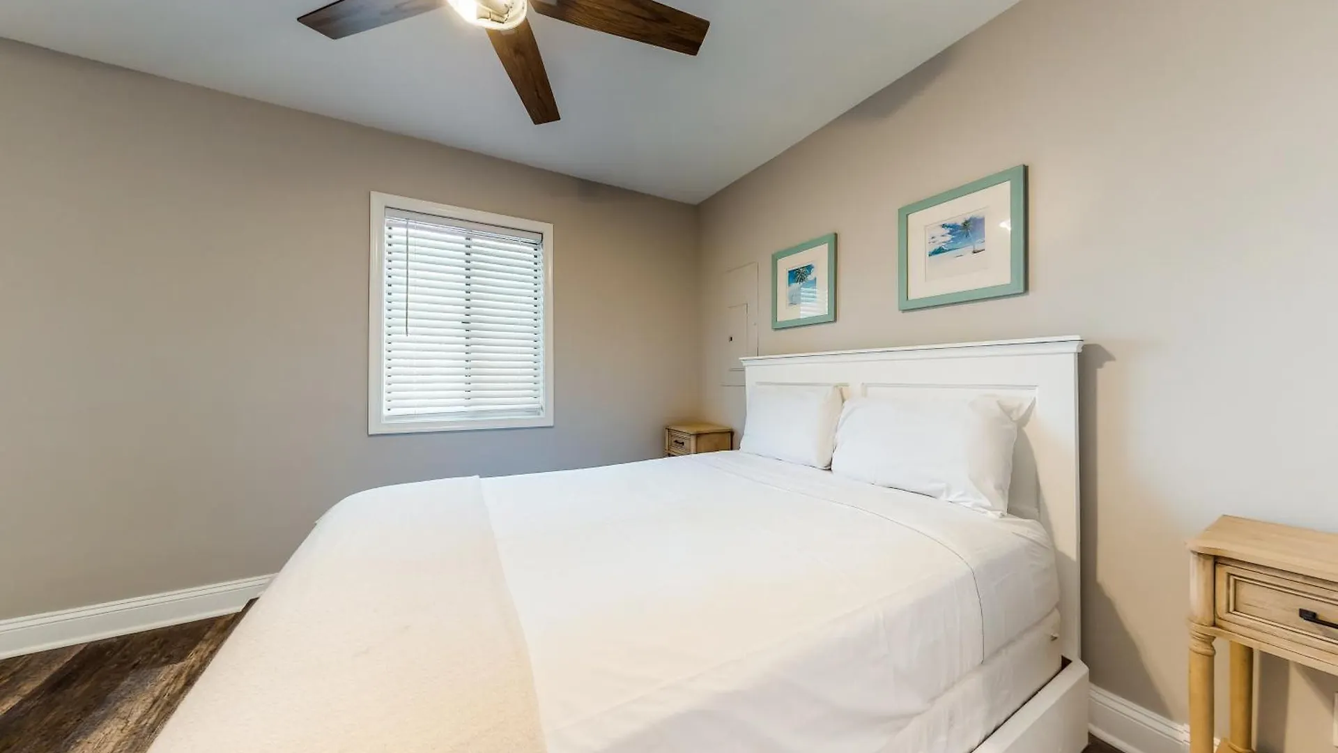 La Vista Bay 112 On 75th St Upper And Lower Combo Apartment *