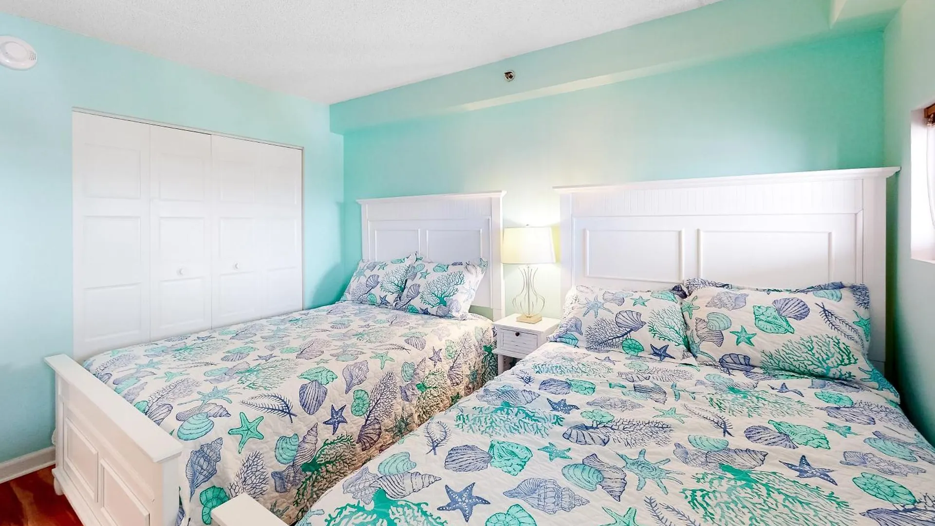 Carousel 1603 Apartment *