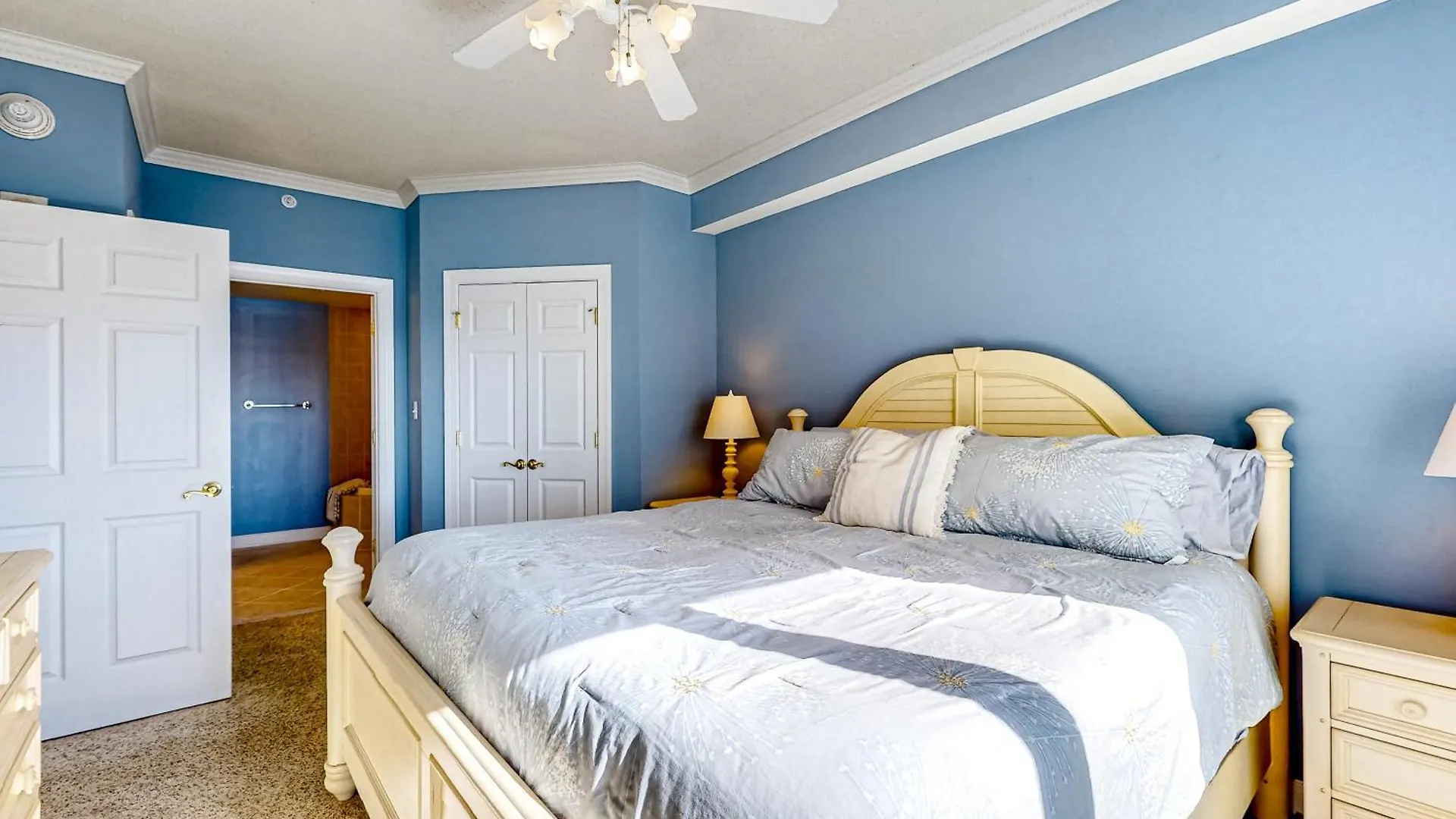 Sunset Pointe 402