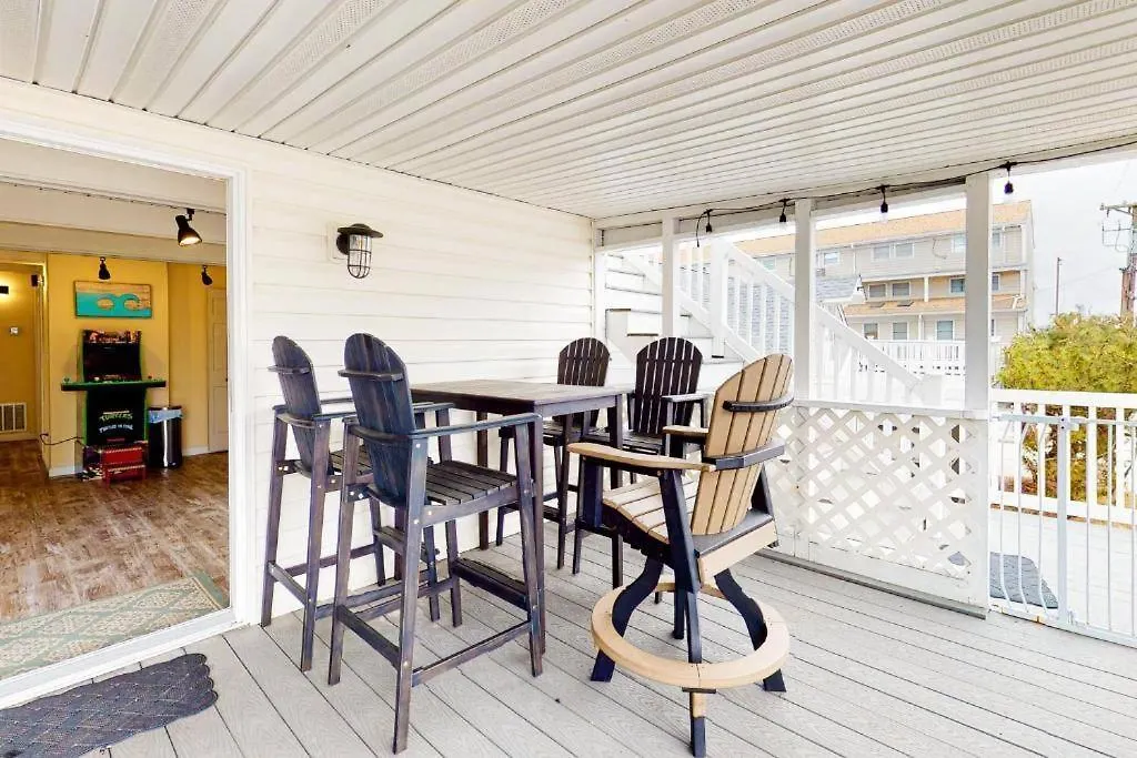 The Orange Crush - 5br Beachfront Family Retreat Ocean City