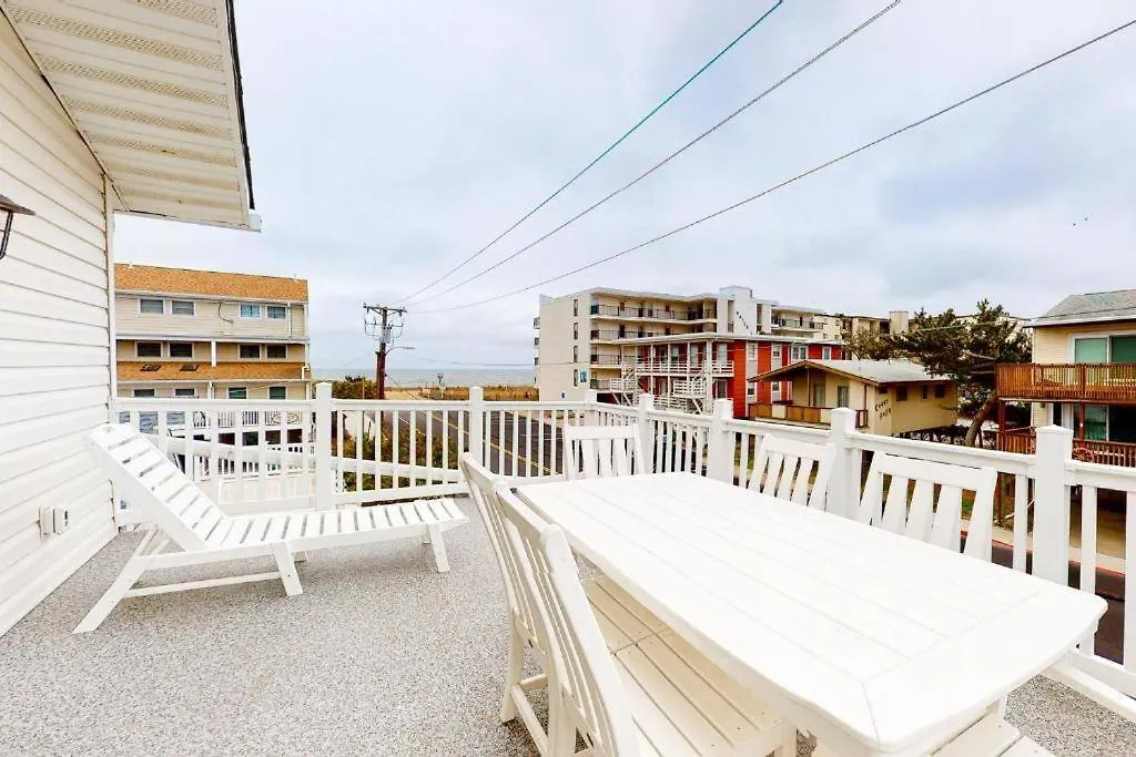 The Orange Crush - 5br Beachfront Family Retreat * Ocean City