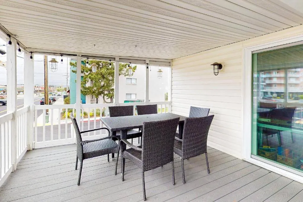 The Orange Crush - 5br Beachfront Family Retreat * Ocean City