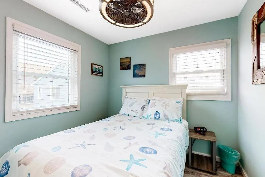 The Orange Crush - 5br Beachfront Family Retreat *