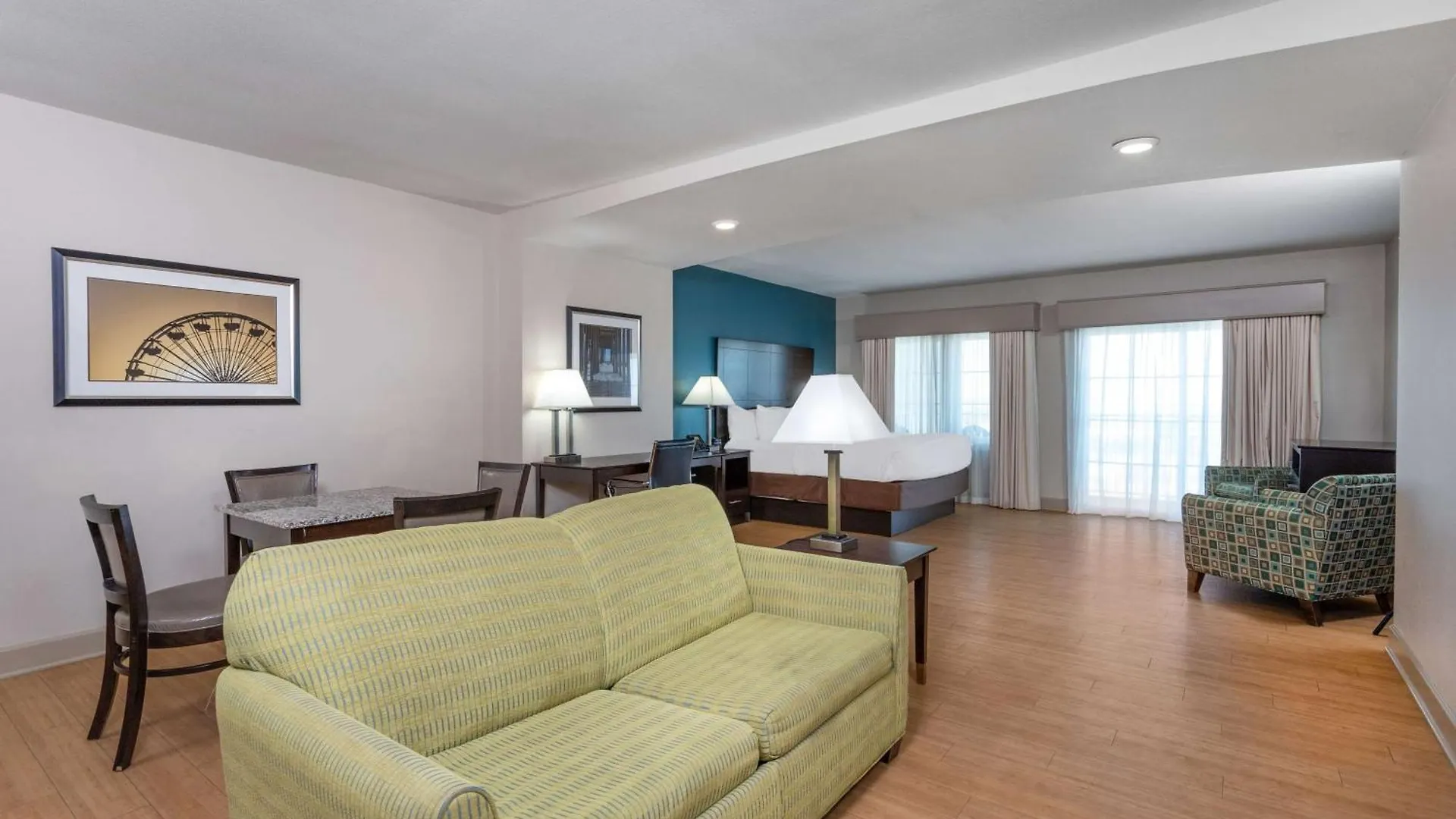 La Quinta By Wyndham Ocean Ошен Сити