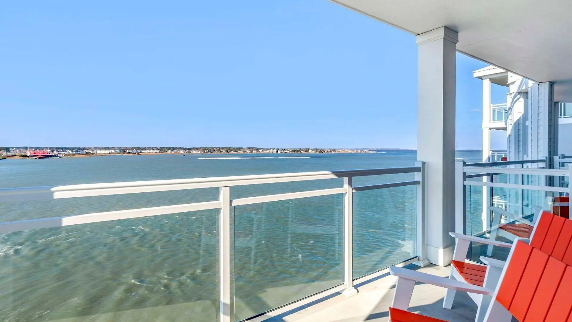 Cambria Ocean - Bayfront Hotel Ocean City