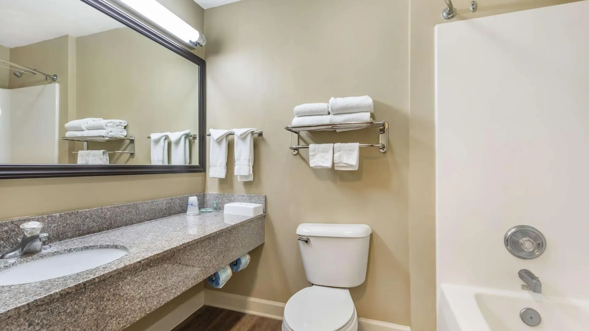 Hotel Western Ocean And