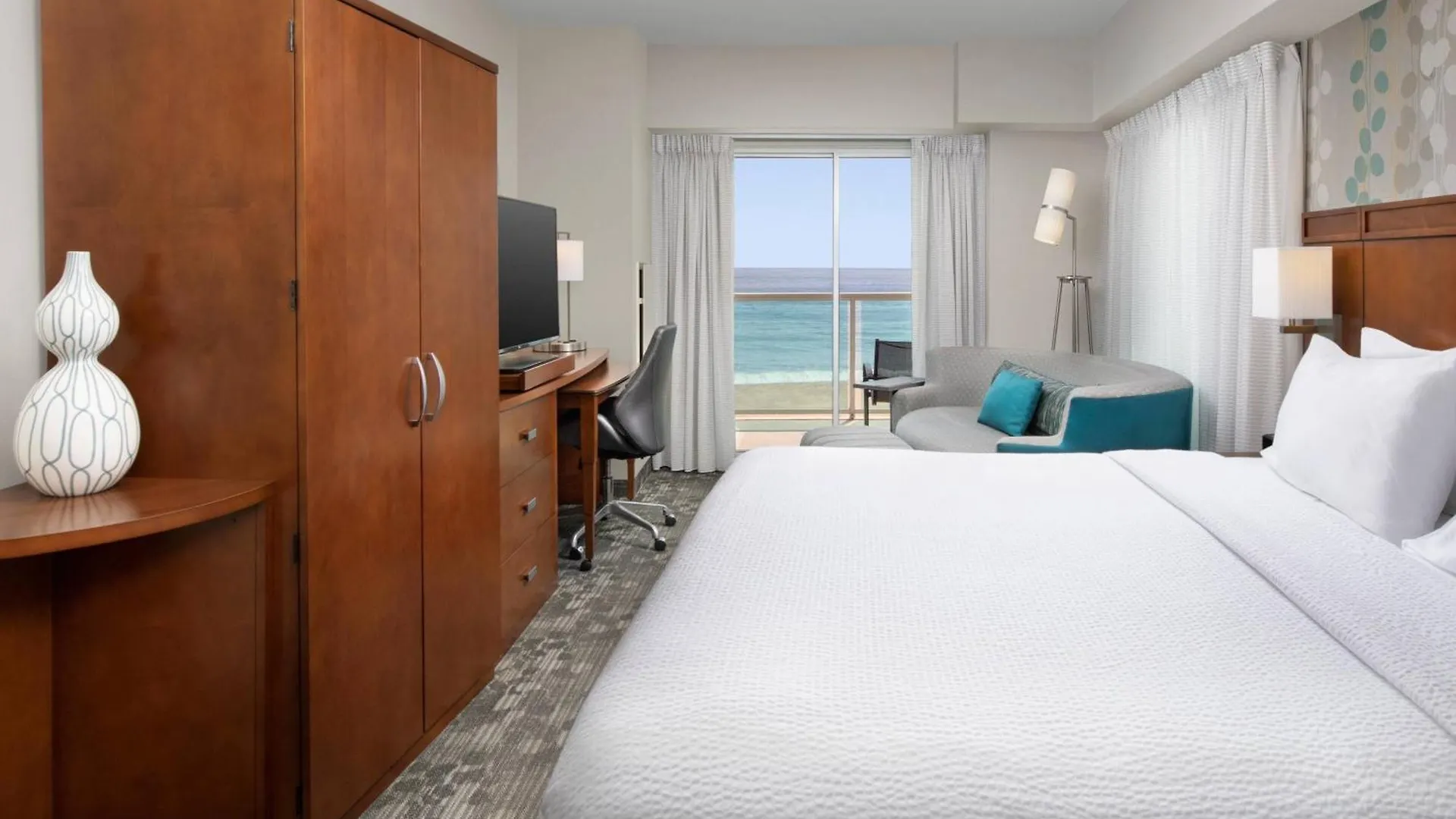 Courtyard By Marriott Ocean Oceanfront 4* Ocean City