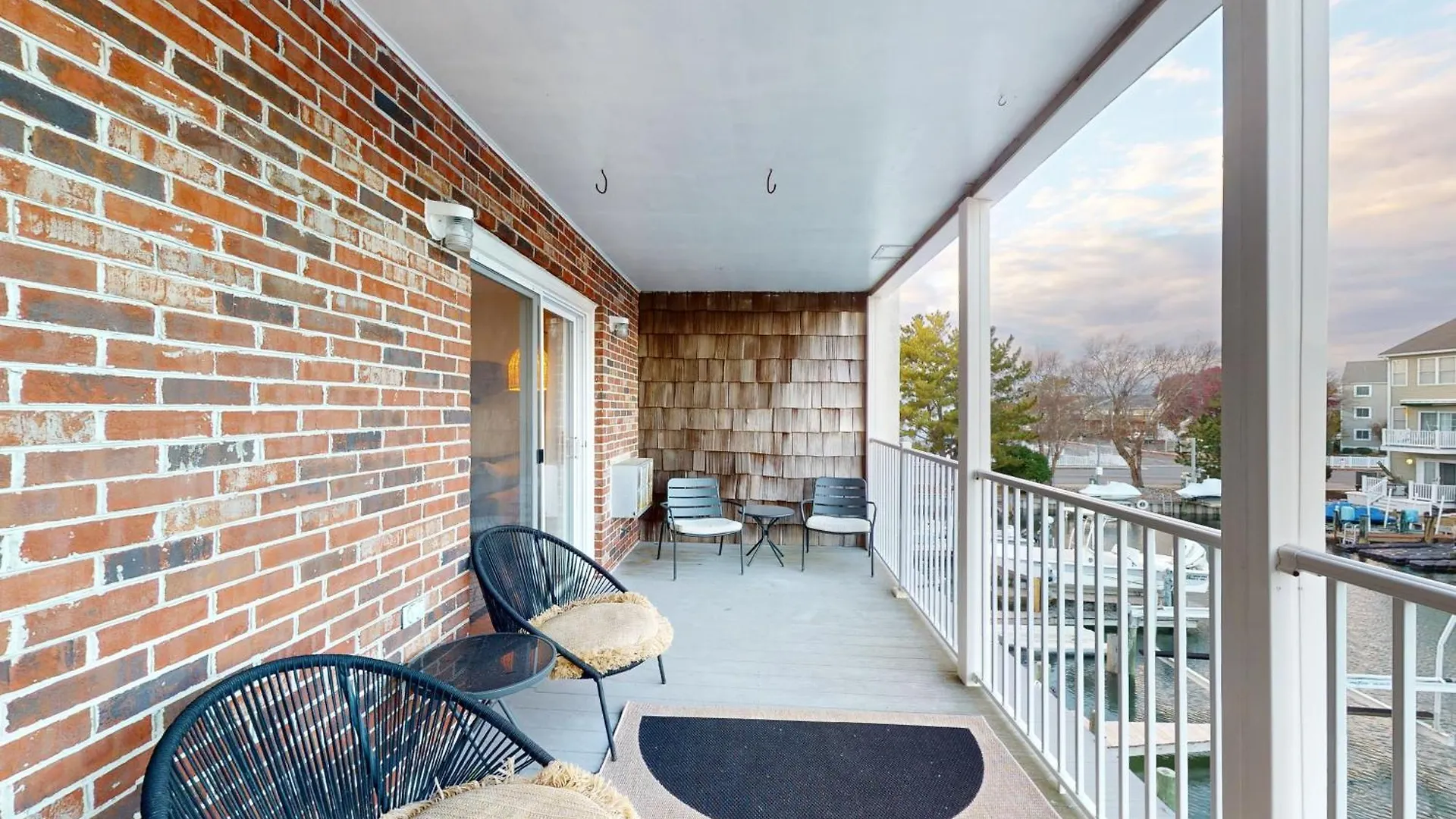 Sea Breeze 202 Apartment