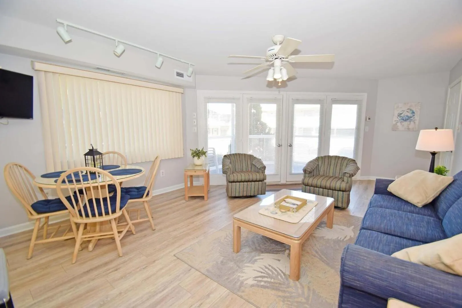 Coral Ridge 1 Apartment