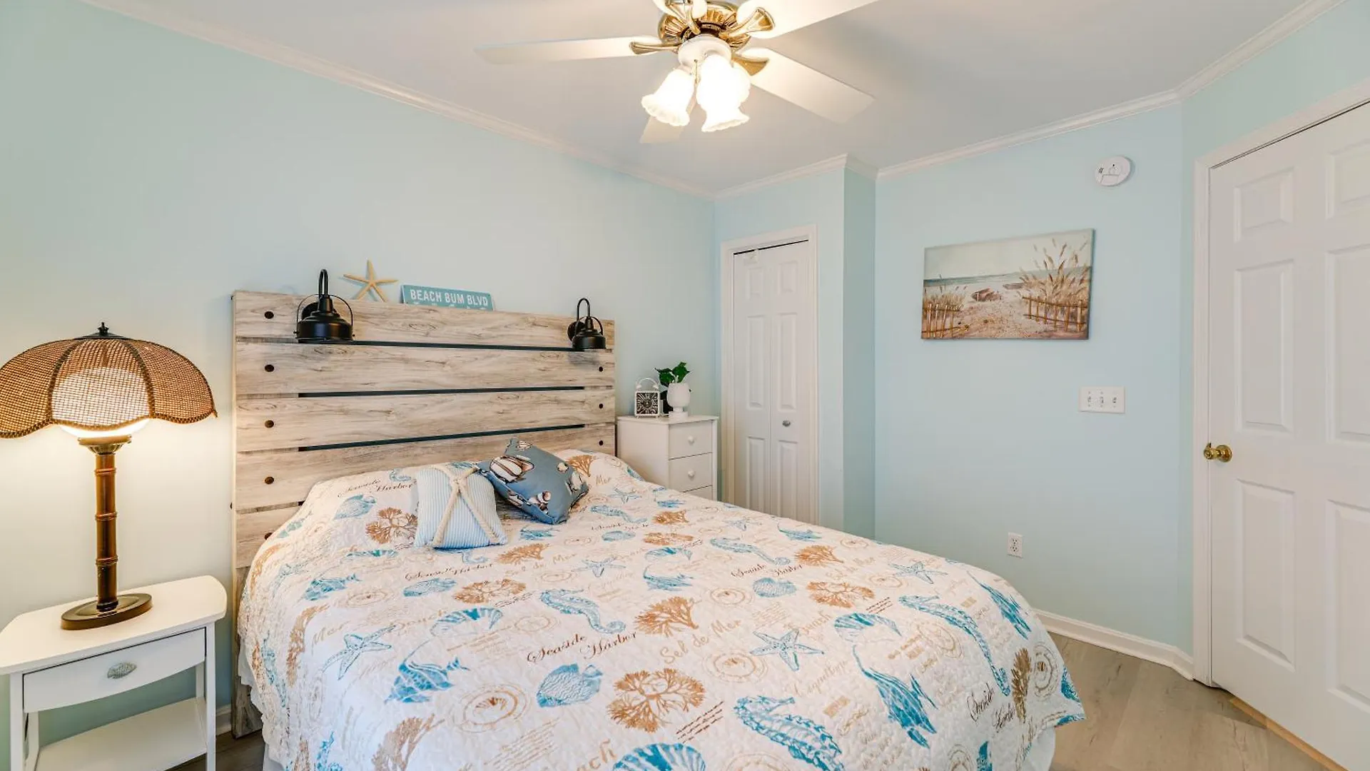 1 Mi To Maryland Ocean Retreat With Deck Сasa de vacaciones