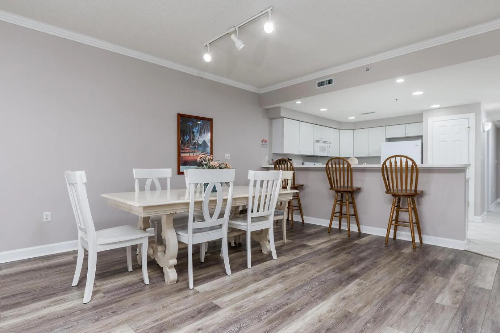 Sunset Pointe 203