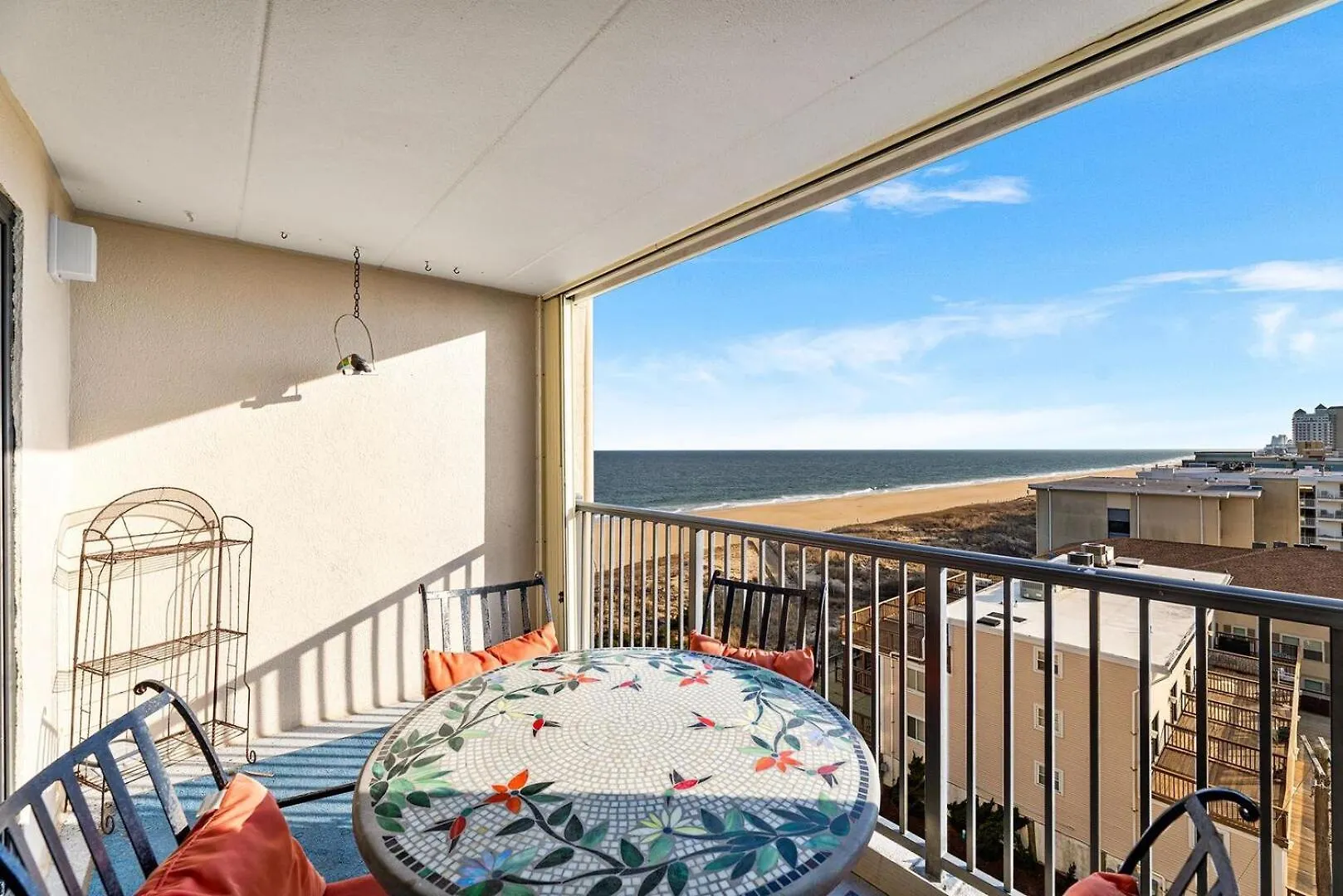 Sandpiper Dunes 702 Direct Oceanfront * Ocean City