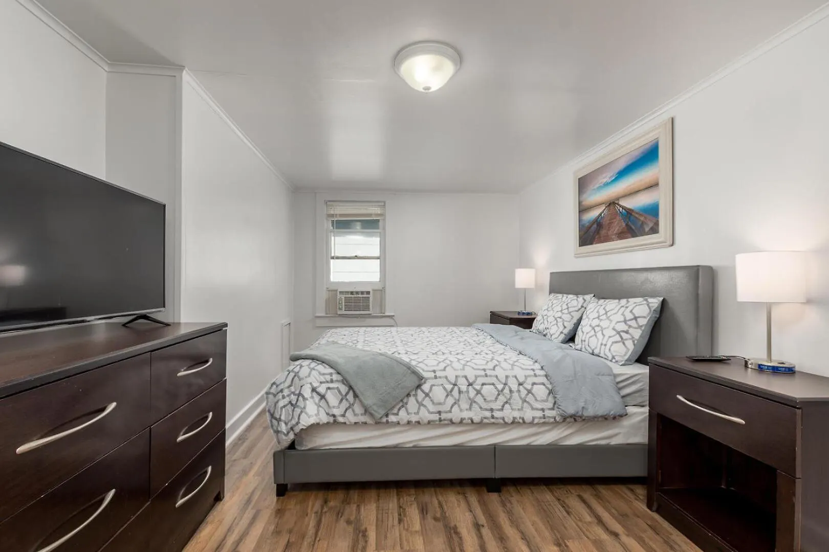 Somerset 4 Apartment