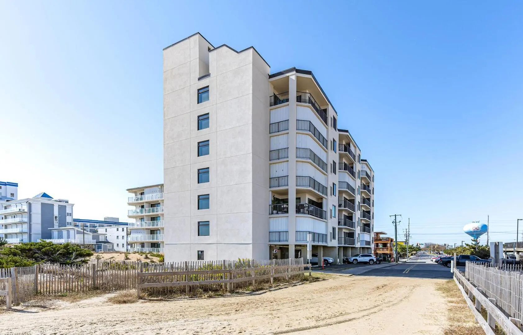 New Pheonix Atlantic Apartment *