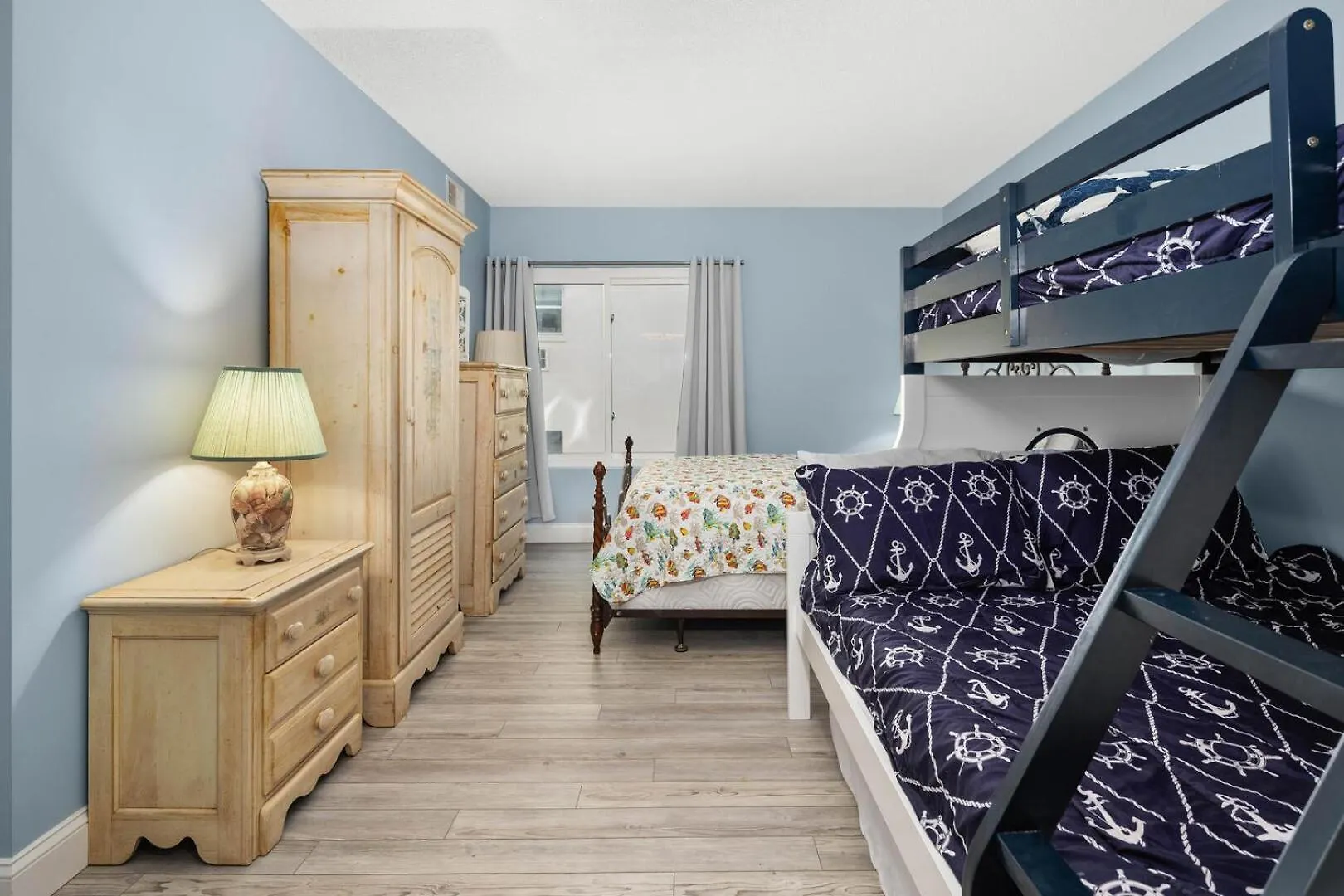New Pheonix Atlantic Apartment *