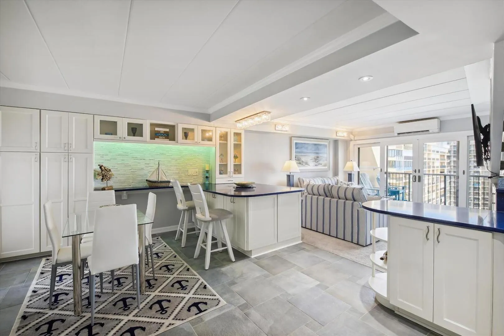 High Point South Floor Penthouse