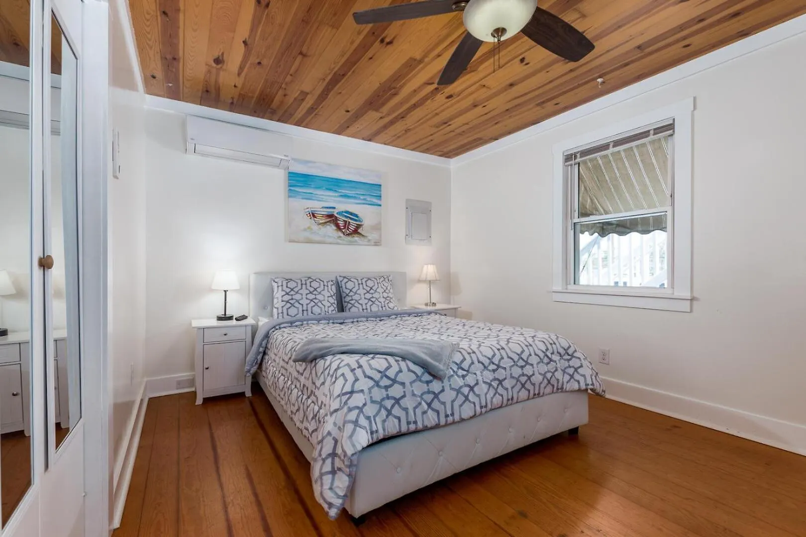Apartment 201a Downtown 2br Near Boardwalk And *
