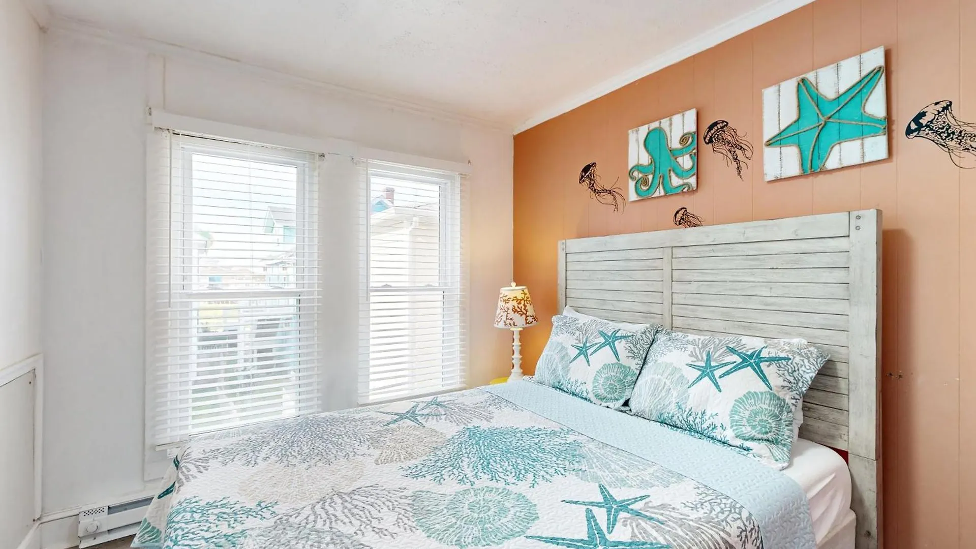 Brooklyn's Casa Rosa & Hitch Holiday home