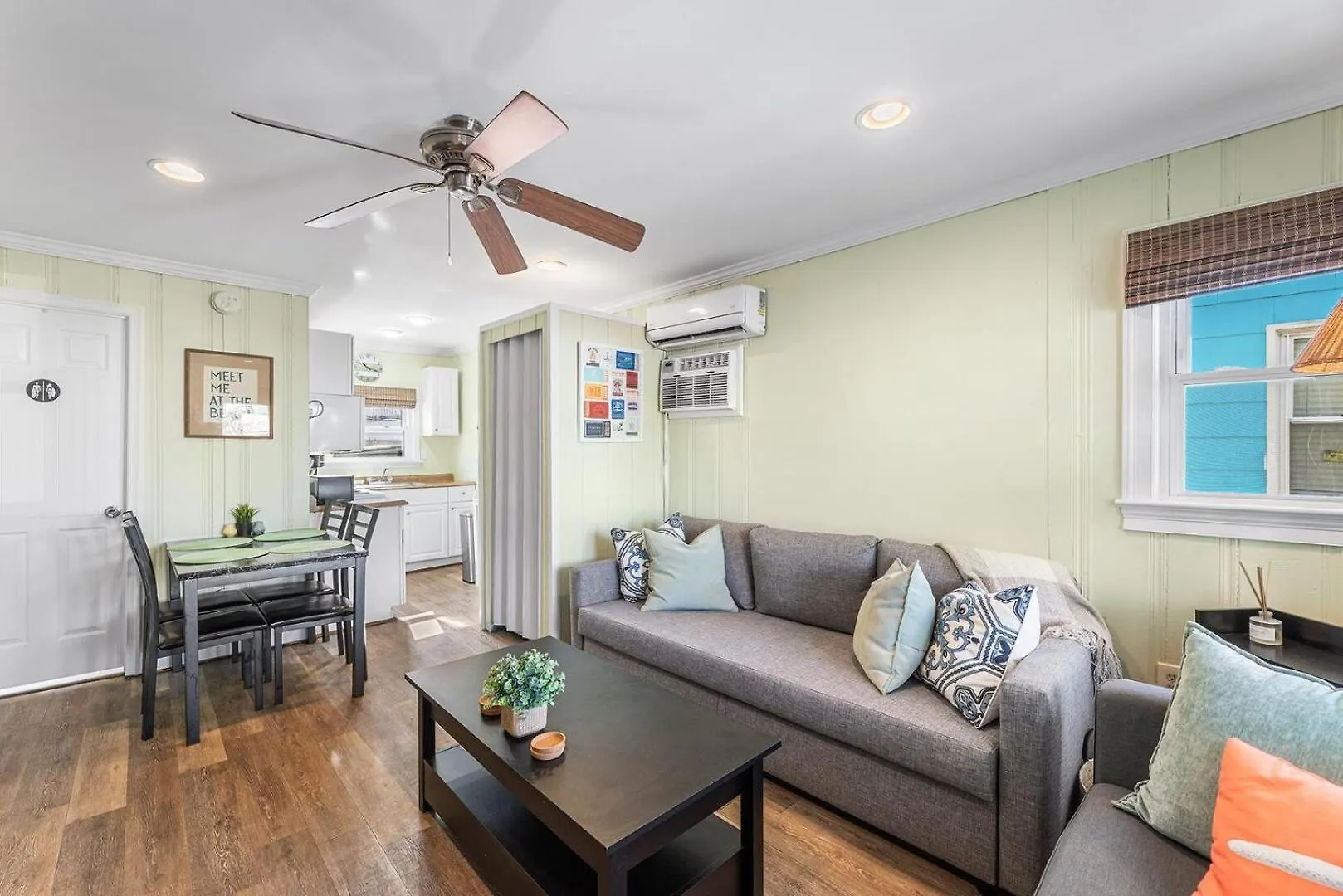 Apartment Parrot Bay 7 *