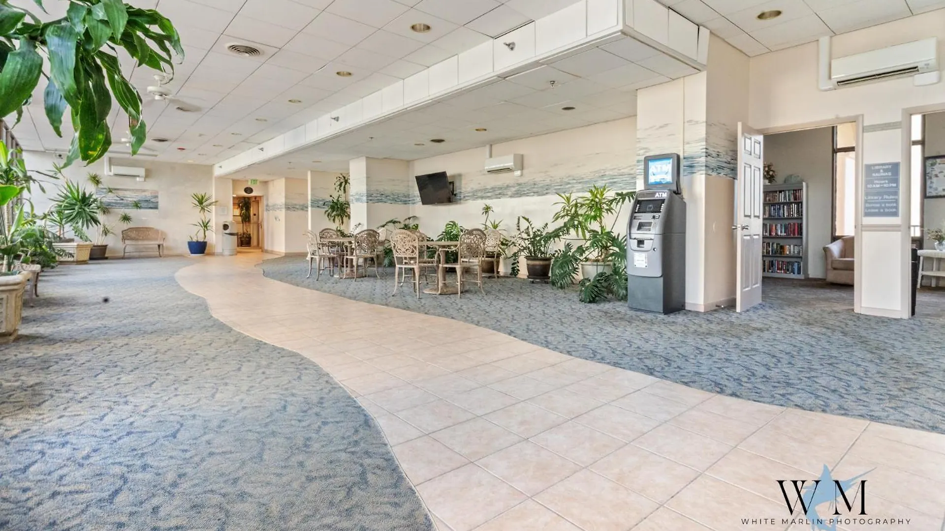 Ocean Front 2 Bedroom At The Capri W Indoor And Outdoor Pool, Tennis Courts, Gym And More! * Ocean City