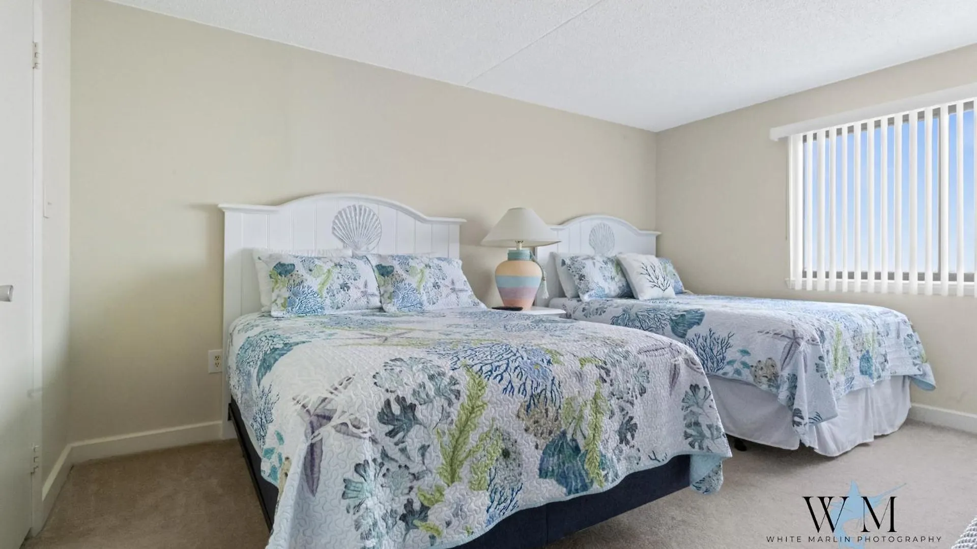 Ocean Front 2 Bedroom At The Capri W Indoor And Outdoor Pool, Tennis Courts, Gym And More! Apartment Ocean City