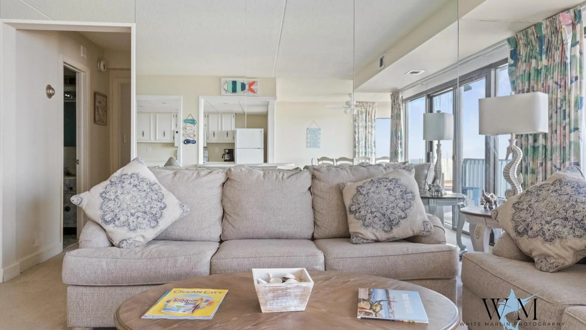 Ocean Front 2 Bedroom At The Capri W Indoor And Outdoor Pool, Tennis Courts, Gym And More!