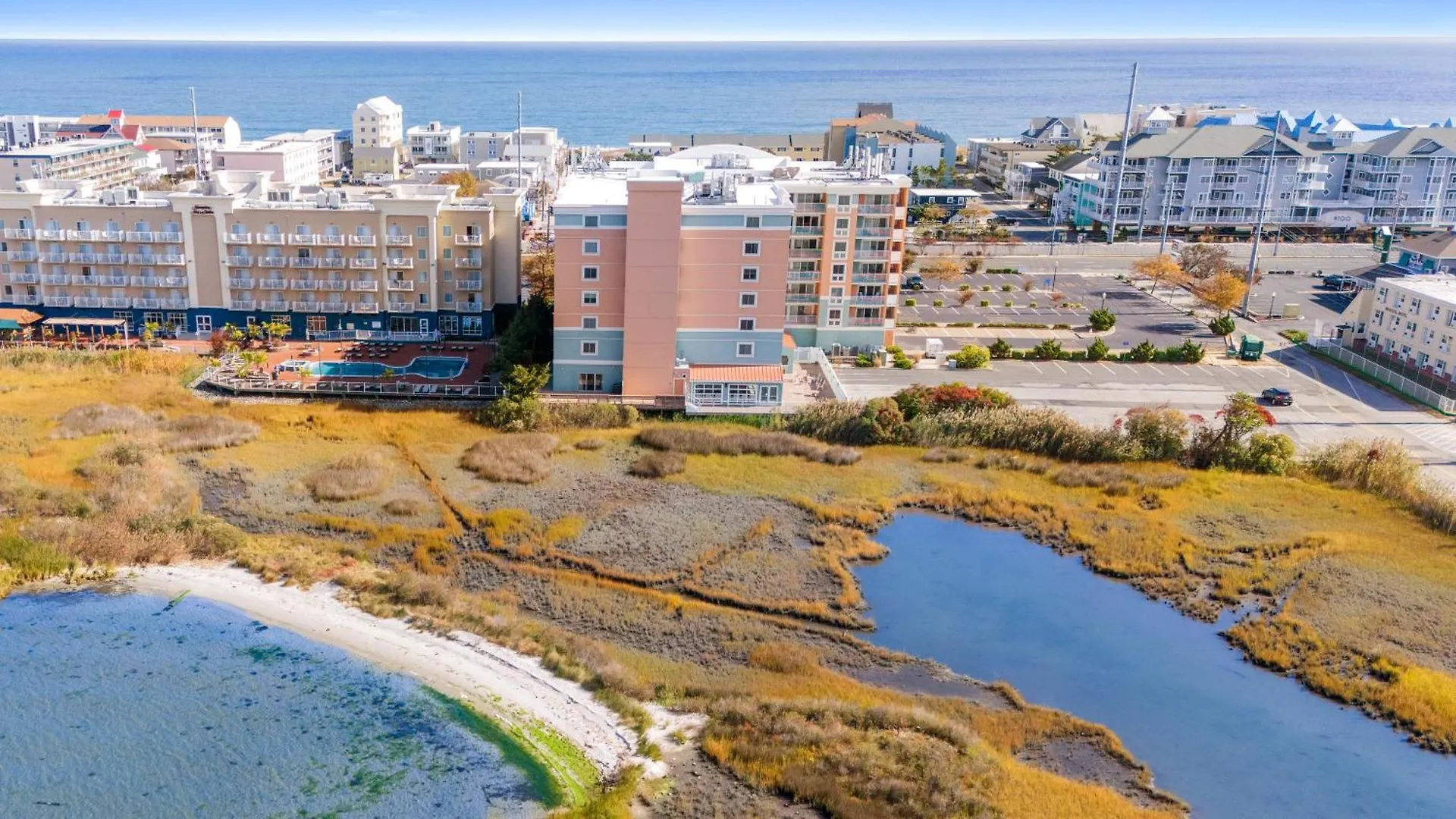 Convention Center Bay Front 2 Bedroom Ocean City