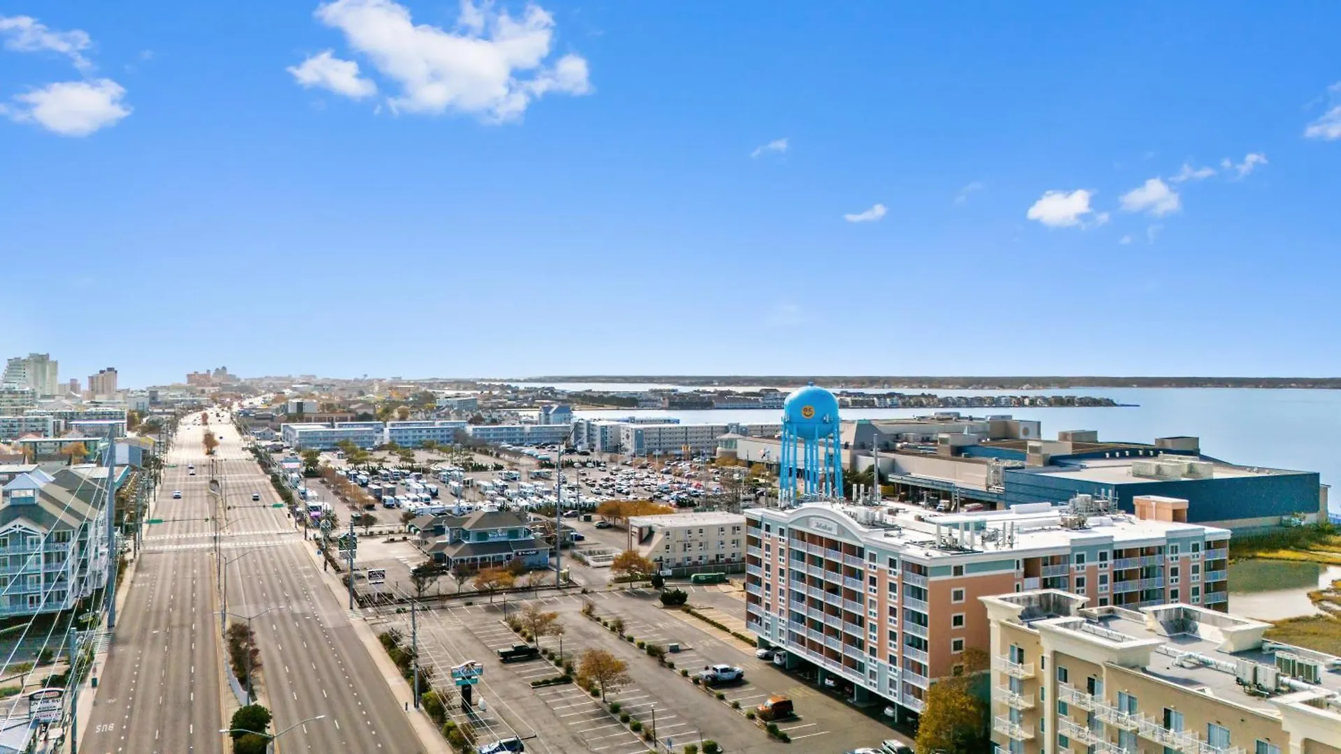 Convention Center Bay Front 2 Bedroom Holiday home Ocean City