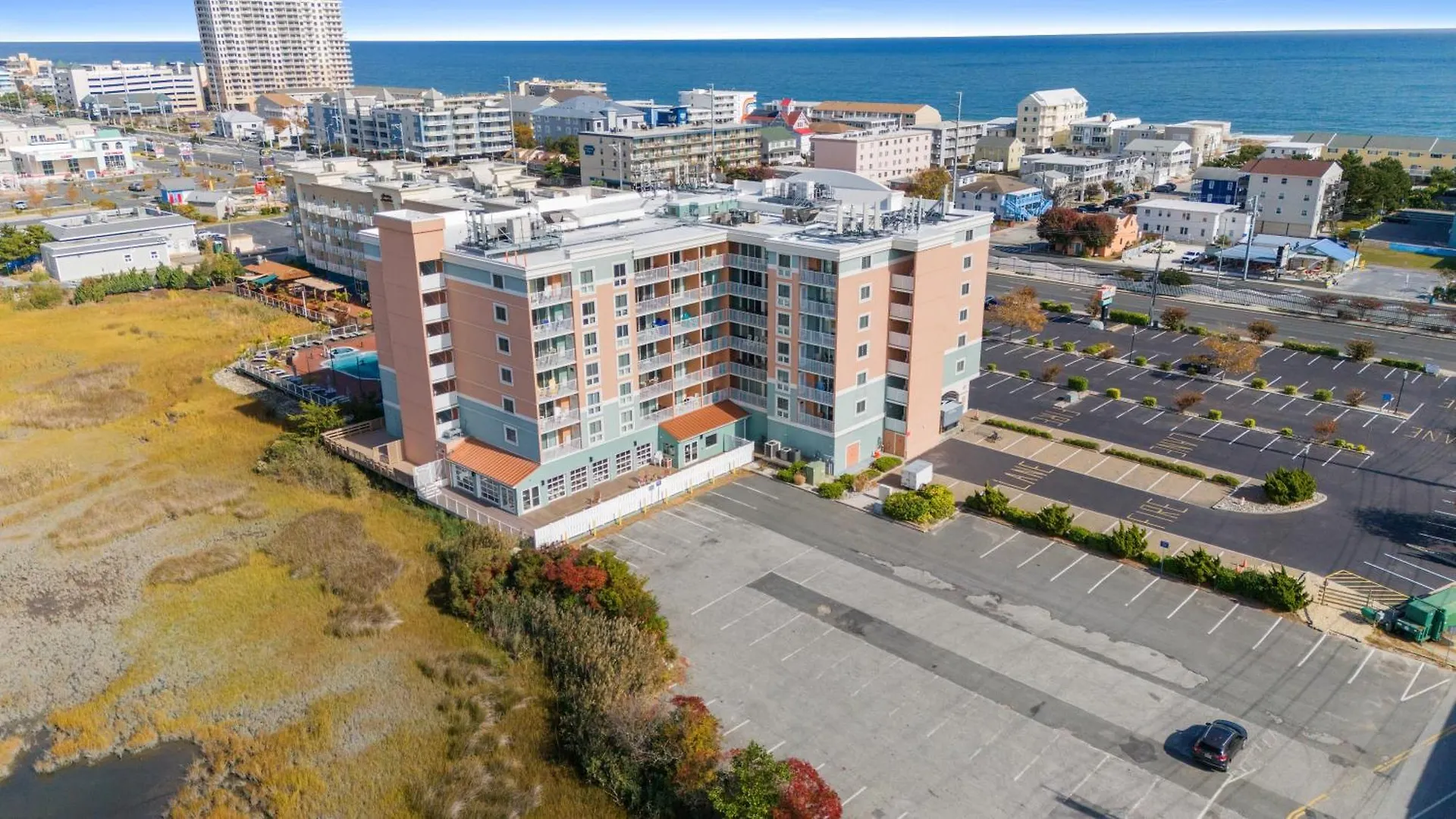 Convention Center Bay Front 2 Bedroom * Ocean City