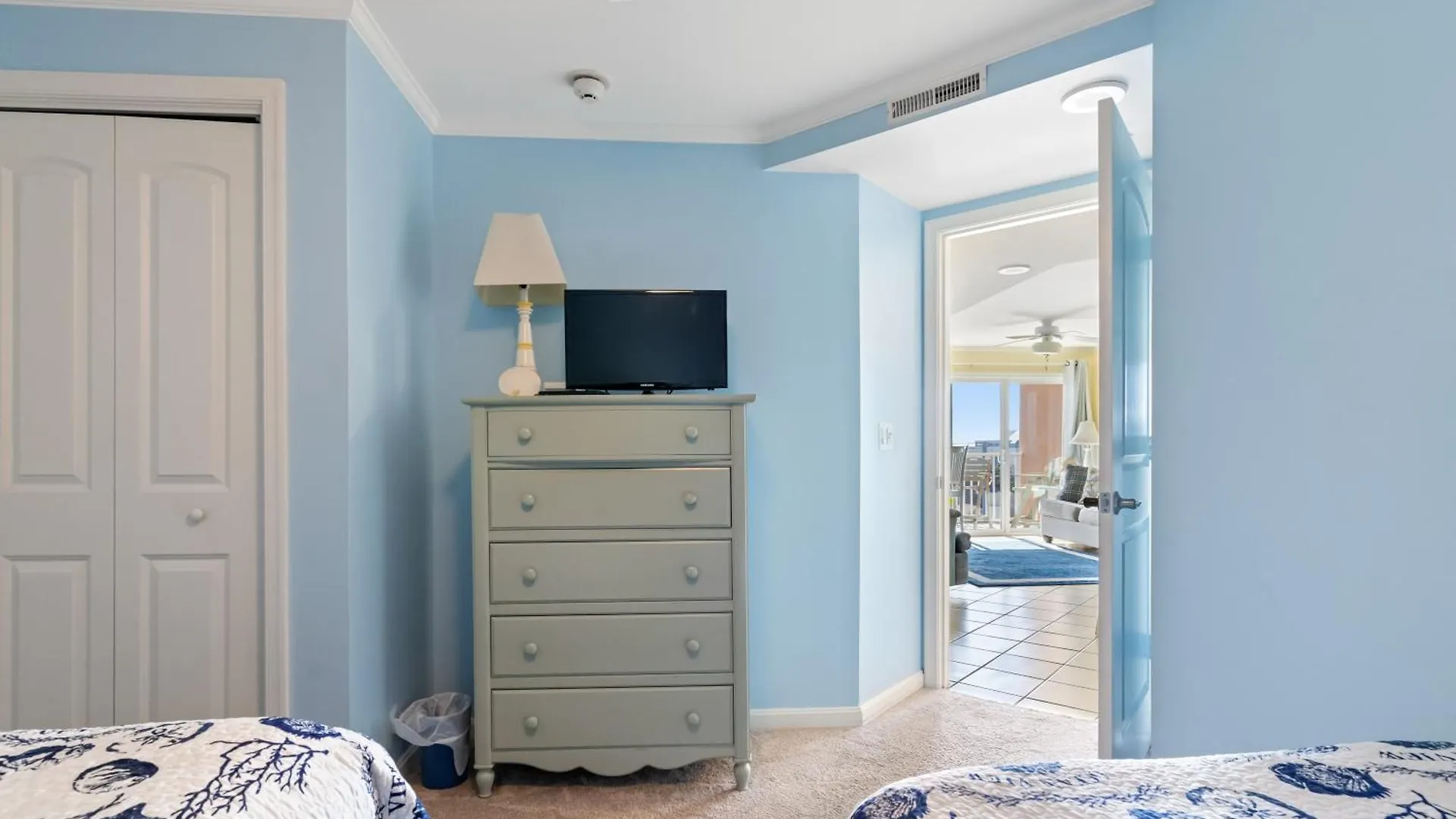 Convention Center Bay Front 2 Bedroom Holiday home Ocean City