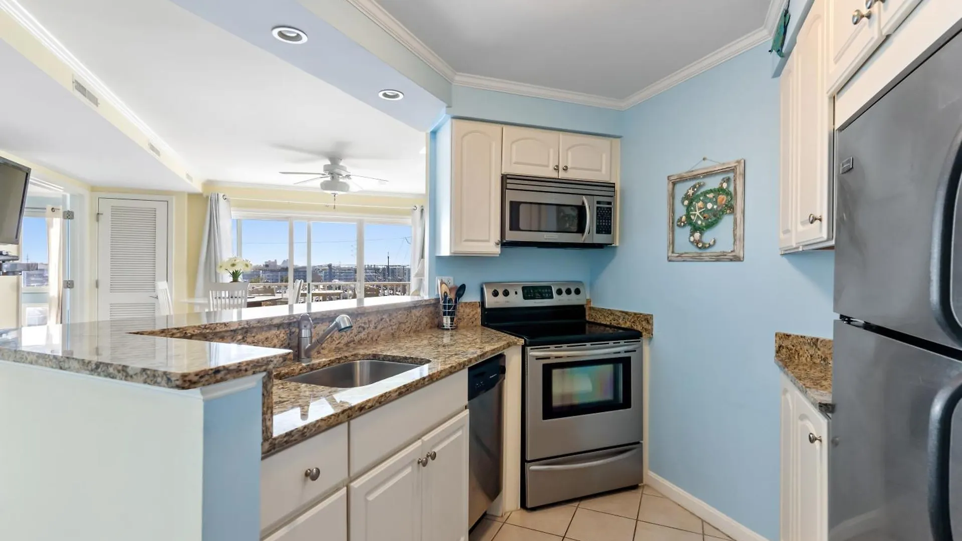 Convention Center Bay Front 2 Bedroom *