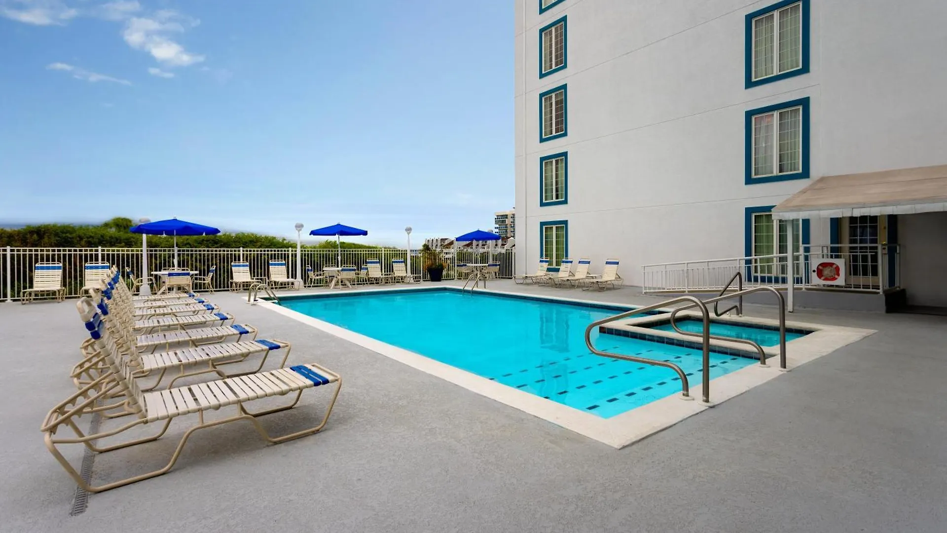Hotel Coconut Malorie Hotel, Ascend Collection 3*